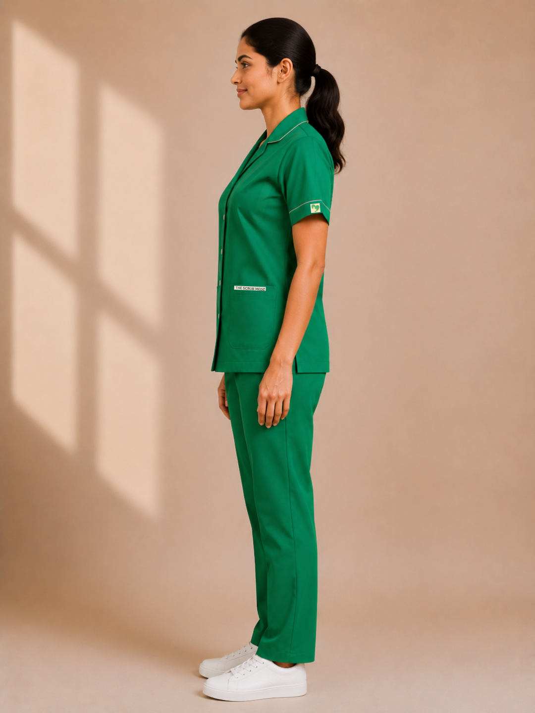 GREEN HALF SLEEVE NURSE UNIFORM