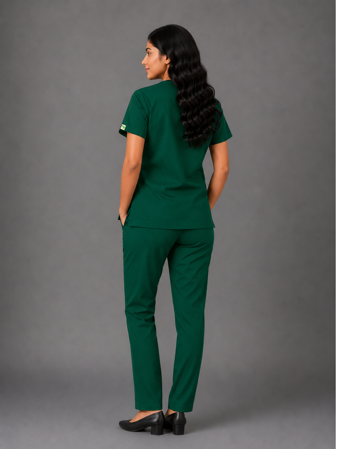 TSM ELITE 6 POCKET ZIPPER (GREEN) WOMEN SCRUB