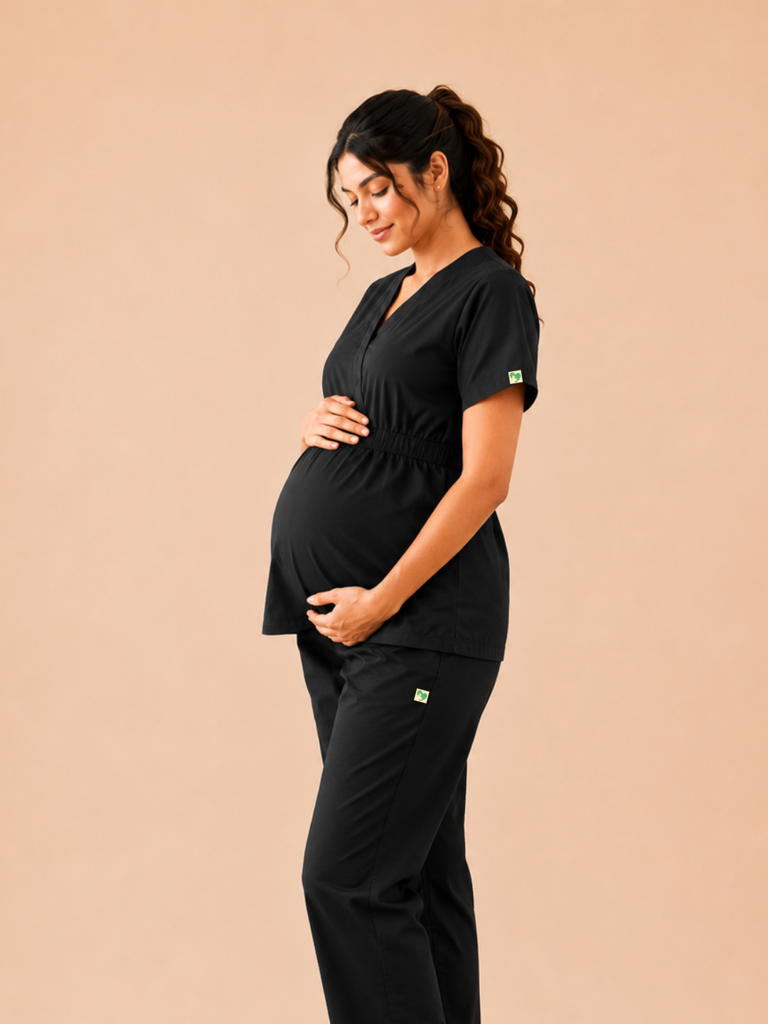 BLACK MATERNITY SCRUB FOR WOMEN