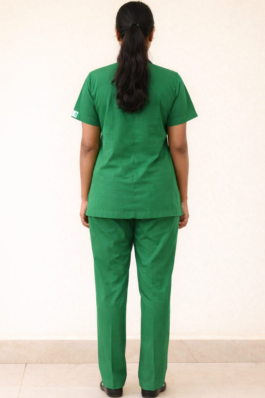 TSM ELITE 6 POCKET ZIPPER (GREEN) WOMEN SCRUB